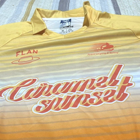 Flan Labs Caramel Sunset Soccer Jersey Mens XL Multicolor Ombre Street Sporty - Picture 4 of 12